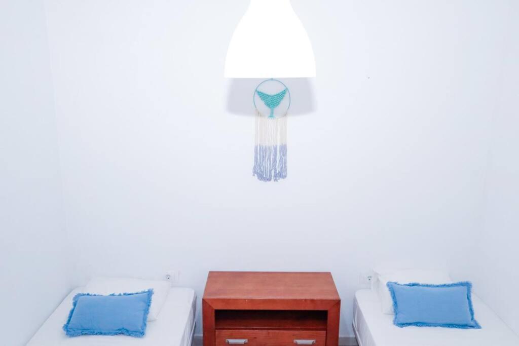 Acogedora Casa En Abades En Tranquila Urbanizacion Villa Bagian luar foto